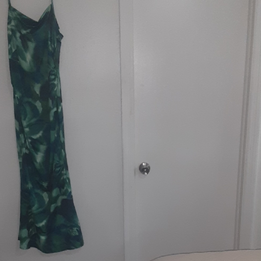 SHEIN Green Abstract Maxi Dress